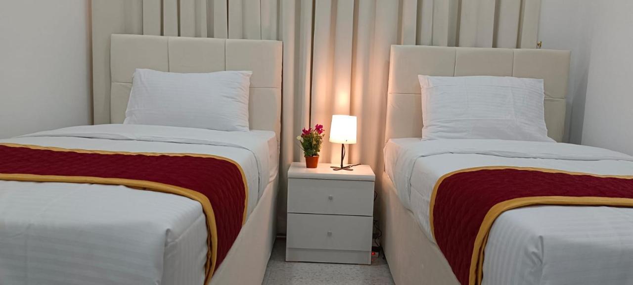 Apartmán De Iris Regency Fahaheel Kuwait City Exteriér fotografie