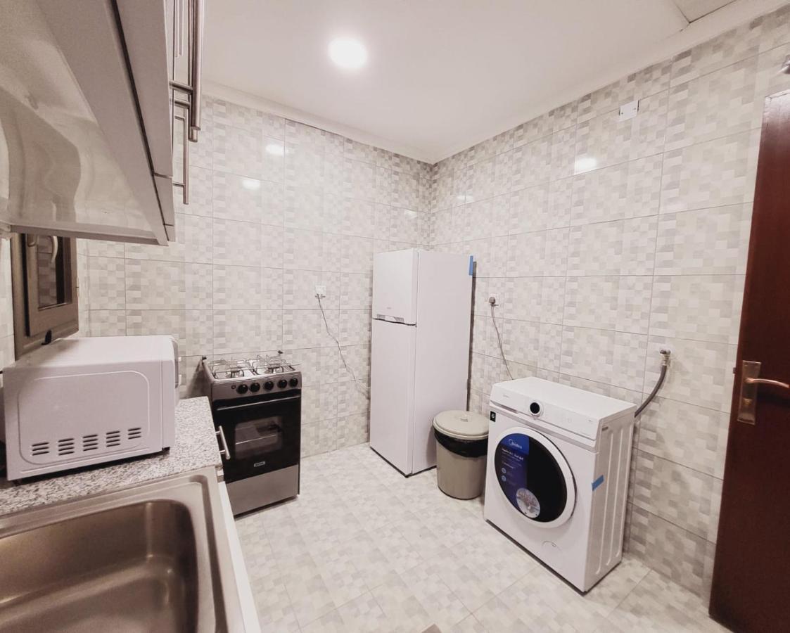 Apartmán De Iris Regency Fahaheel Kuwait City Exteriér fotografie
