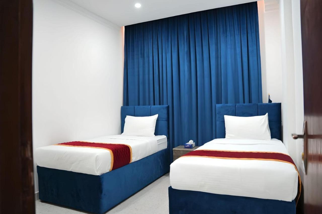 Apartmán De Iris Regency Fahaheel Kuwait City Exteriér fotografie