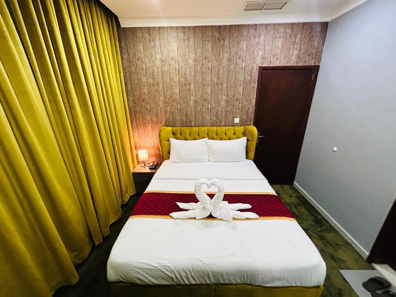 Apartmán De Iris Regency Fahaheel Kuwait City Exteriér fotografie