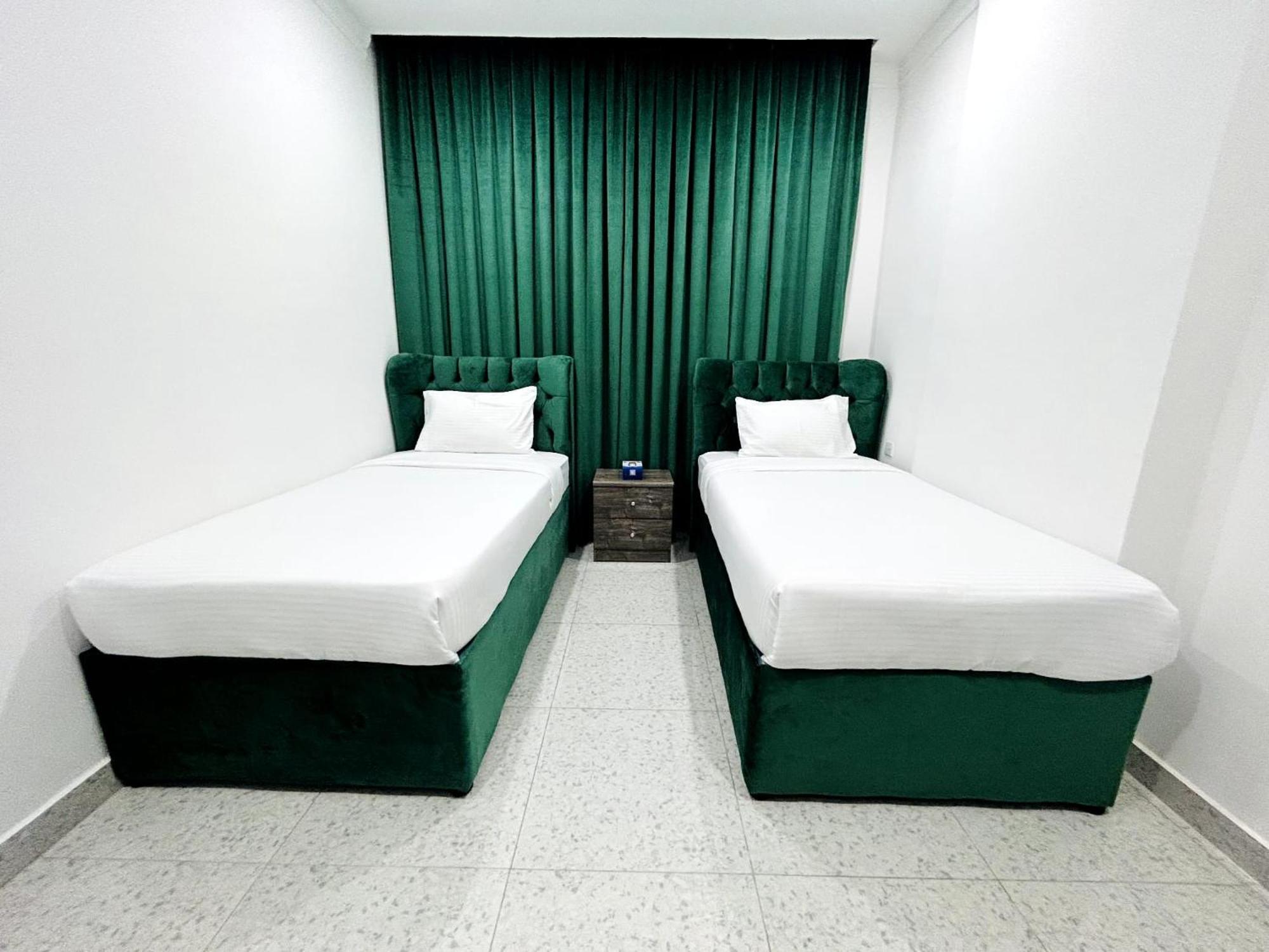 Apartmán De Iris Regency Fahaheel Kuwait City Exteriér fotografie