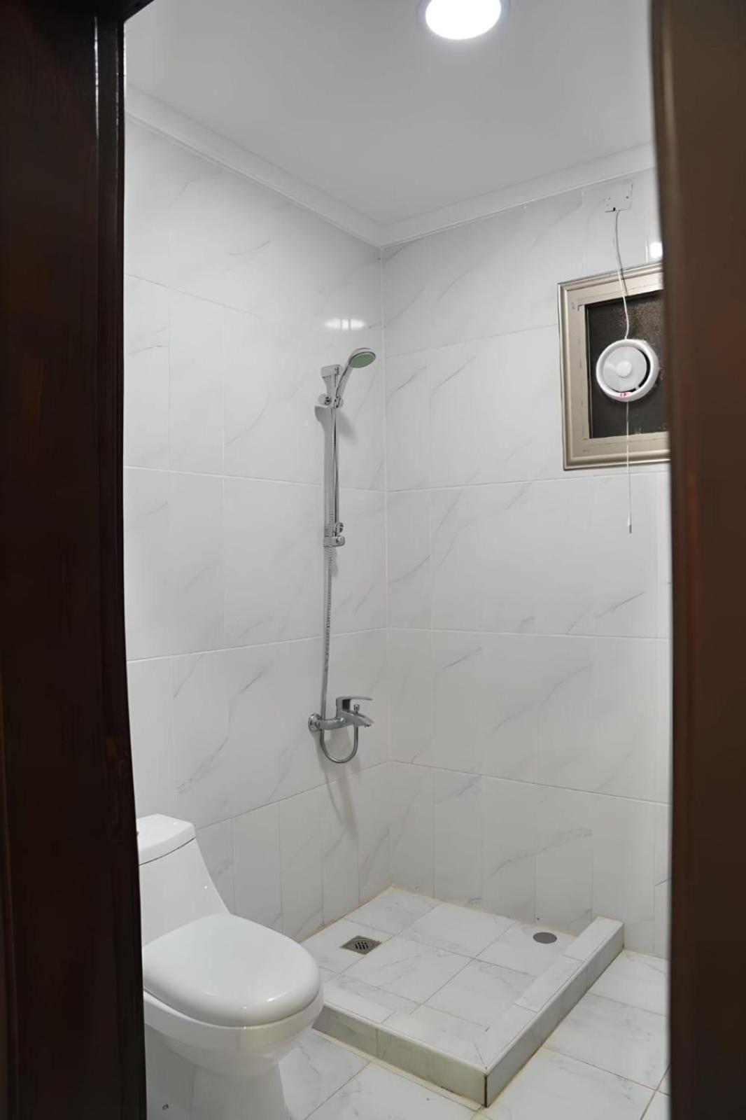 Apartmán De Iris Regency Fahaheel Kuwait City Exteriér fotografie