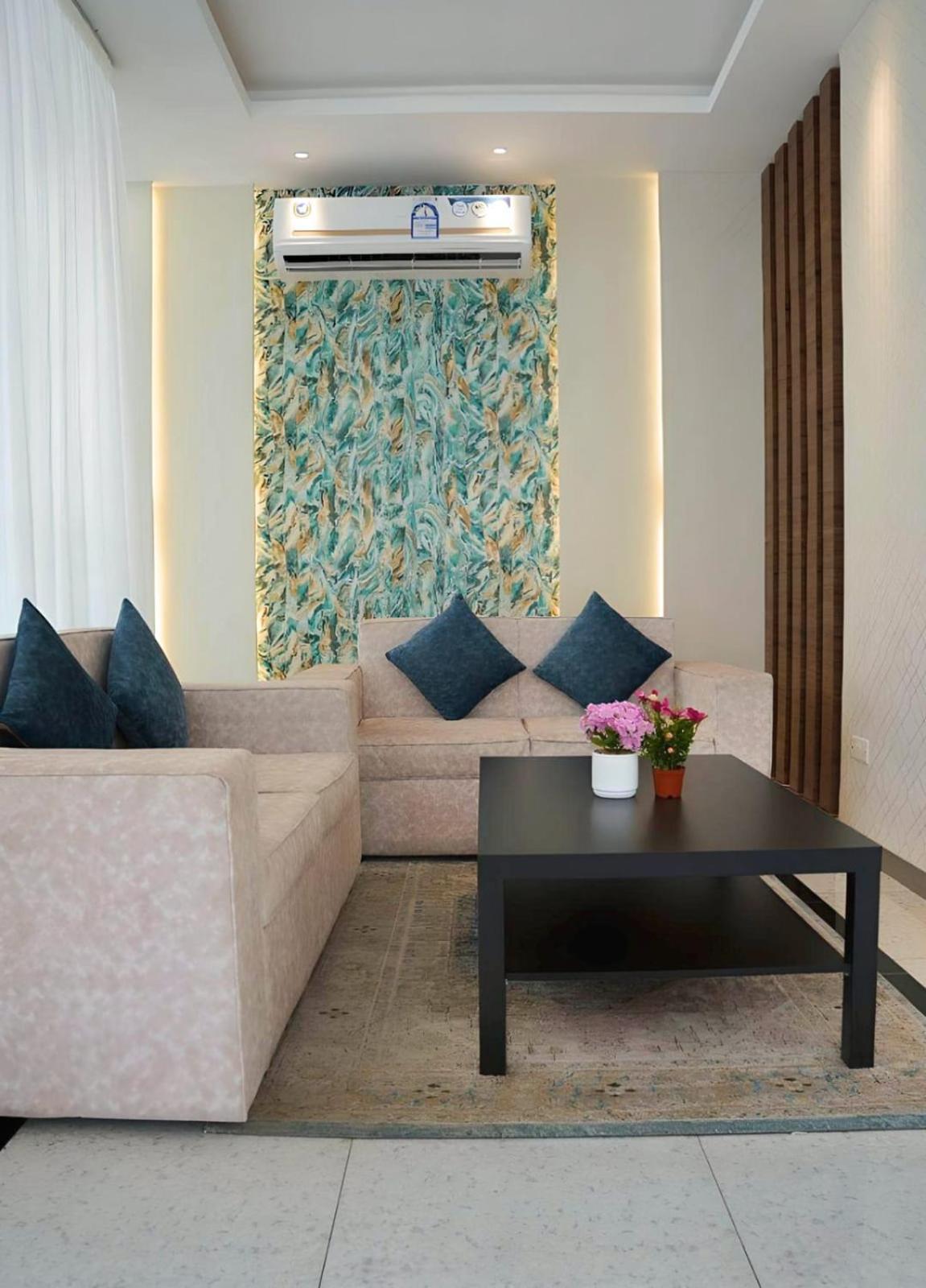 Apartmán De Iris Regency Fahaheel Kuwait City Exteriér fotografie
